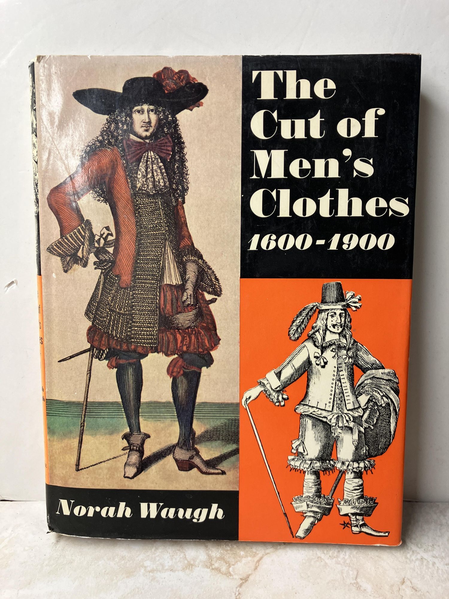 The Cut of Men's Clothes, 1600-1900 | Norah Waugh