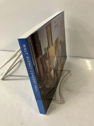 Walt Disney Concert Hall: A Book of Postcards