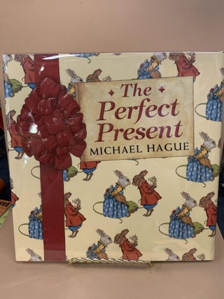 Item #64940 The Perfect Present. Michael Hague