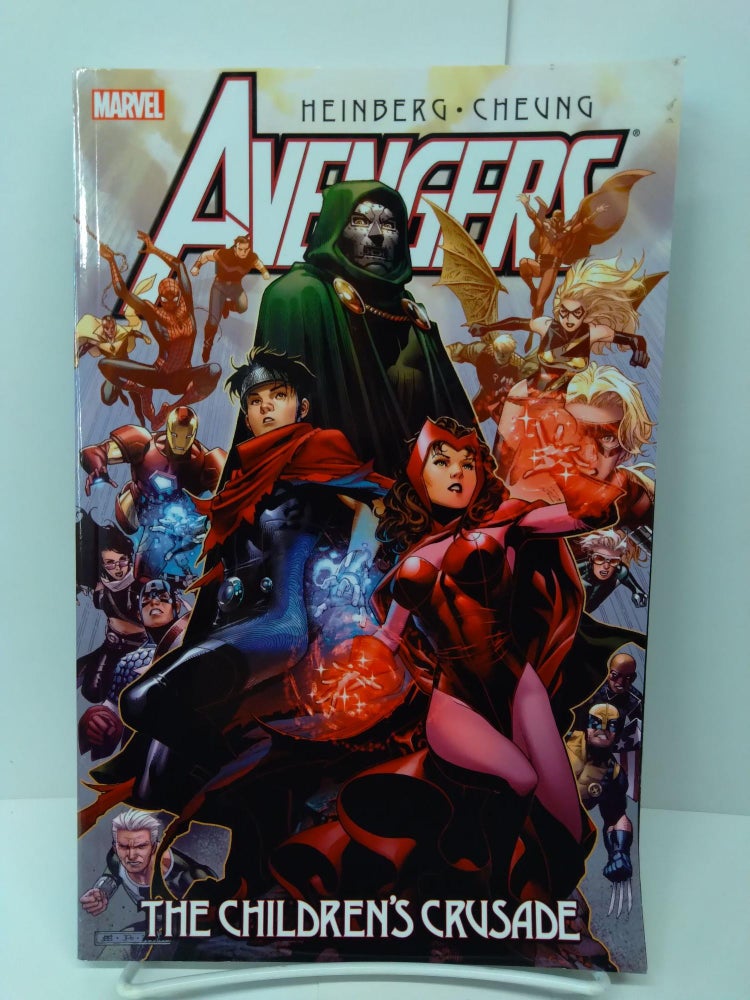 Item #72826 Avengers: The Children's Crusade. Allan Heinberg.