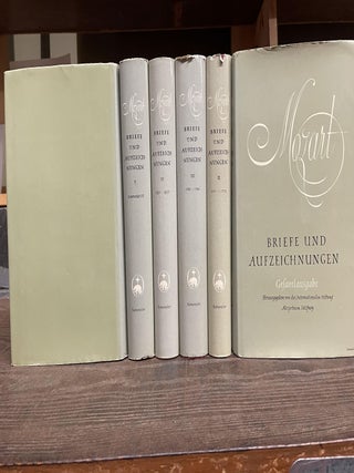 Mozart: Briefe und Aufzeichnungen (Six Volumes)