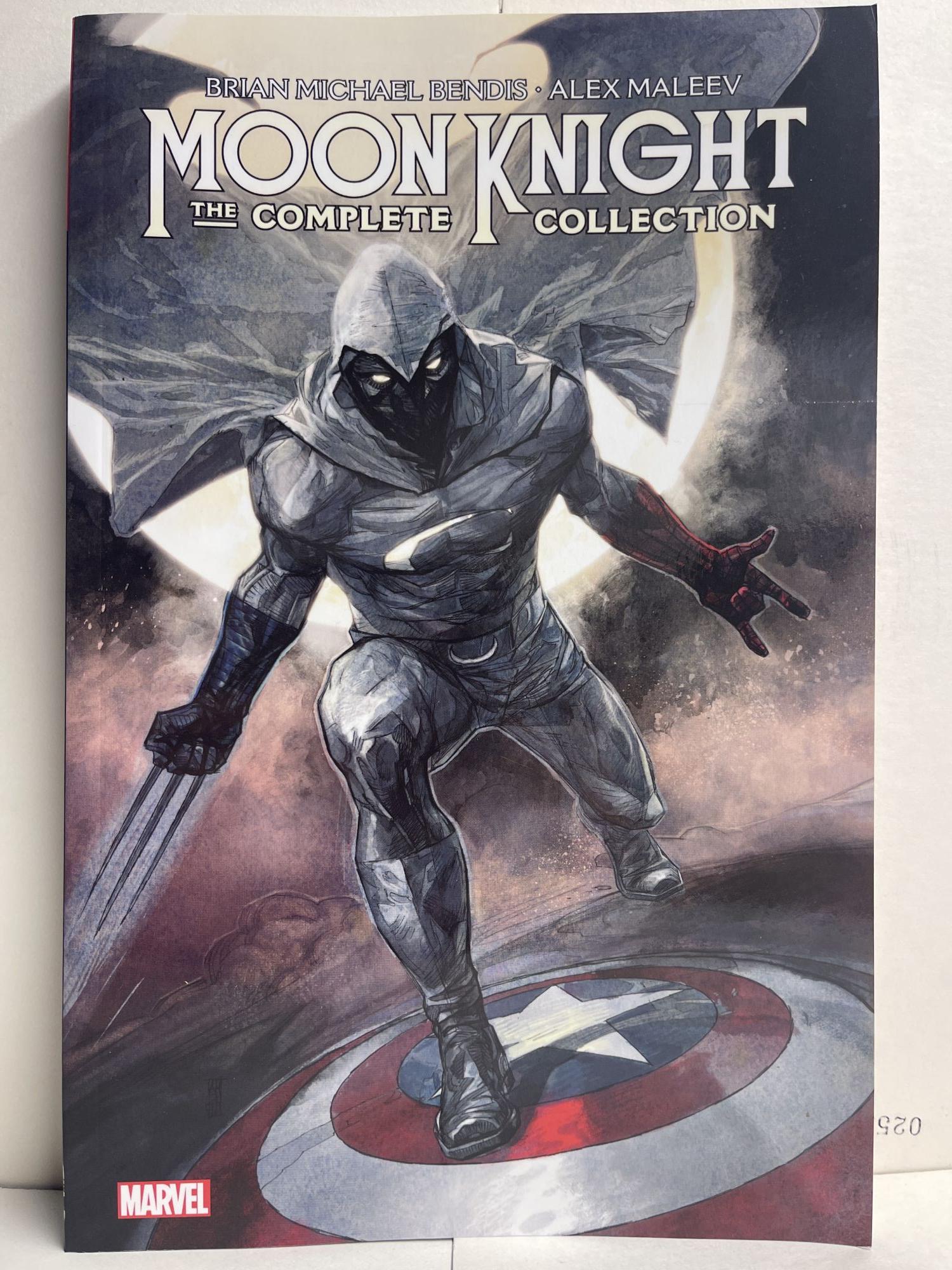  MOON KNIGHT BY BENDIS & MALEEV: THE COMPLETE COLLECTION:  9781302933623: Bendis, Brian Michael, Maleev, Alex, Maleev, Alex: Books